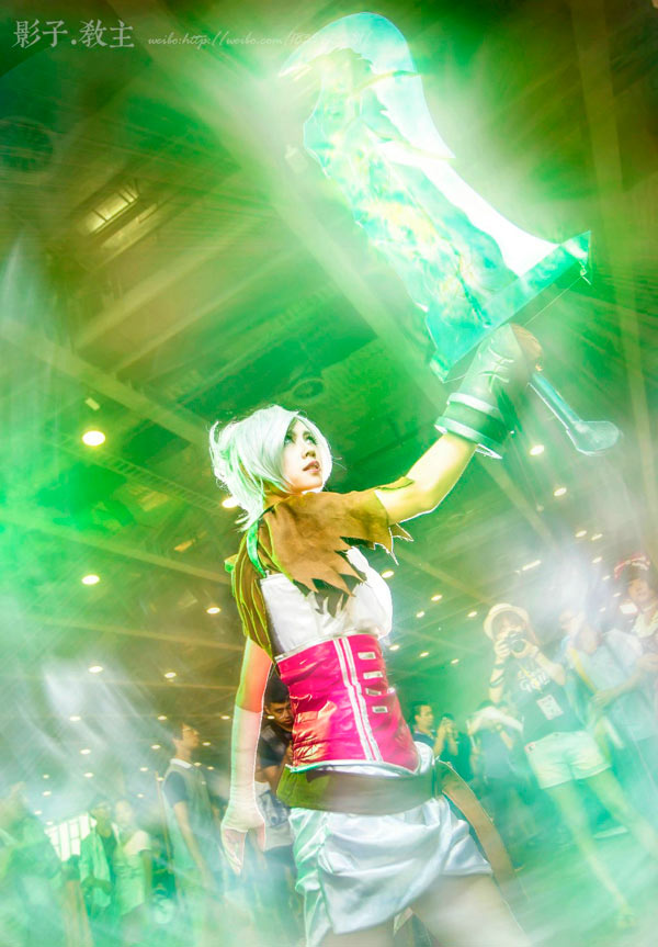 LOL放逐之刃瑞雯COS大图