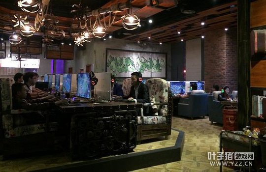 ���ɲ���������� ��һ������������һ��Ů�����