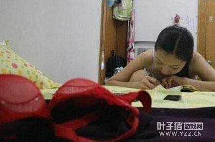 洋葱资讯:壕给美女主播刷52000RMB 人家的情人节…