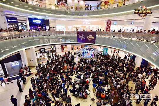 ���������߳�������վ��Ļ����վ�ھ������ǳ�