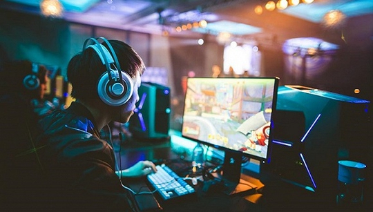 ϵĵ羺С:ɫӯģʽѵ