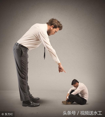 王者荣耀映照下,我20岁跪着磕头,这就是我