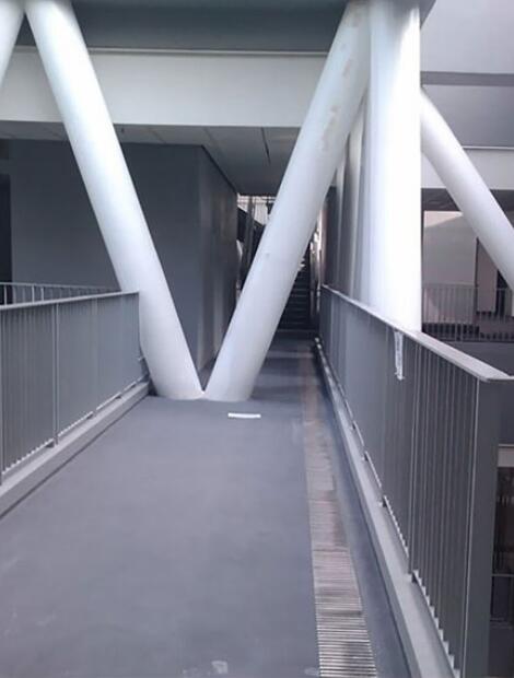 ���ʦ�����ж� �����ӵ������������֣�