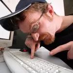 ����Ա����ֻ�밲����д���룬�쵼ȴ����̸