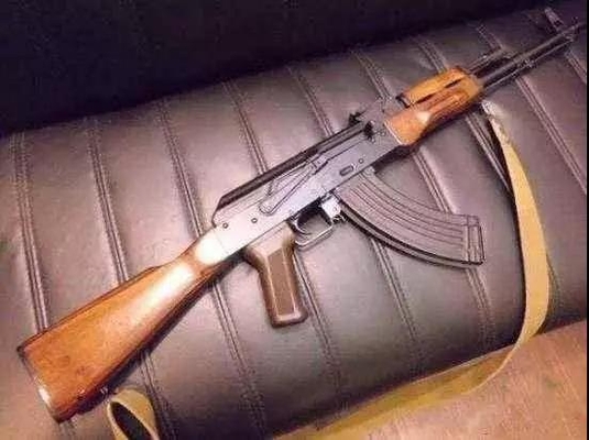 ���������Լ������̵㣺��ͷ����ߵĲ�ǹ��