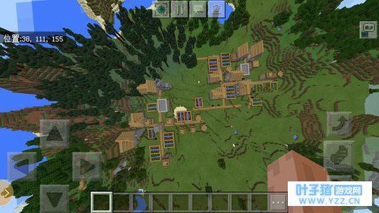 我的世界手机版之出生点就是2合1的大村庄,