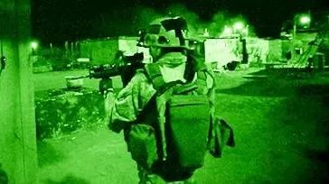 绝地求生刺激战场:夜视仪、带车跳伞、手雷