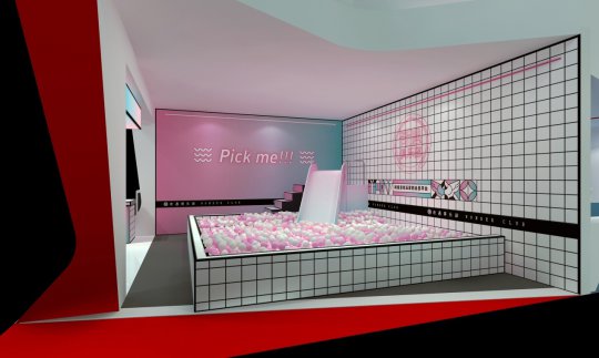 网易 不仅有当红游戏参展,更有网红福利泳池趴让玩家们亲自下去捞取各种周边福利!