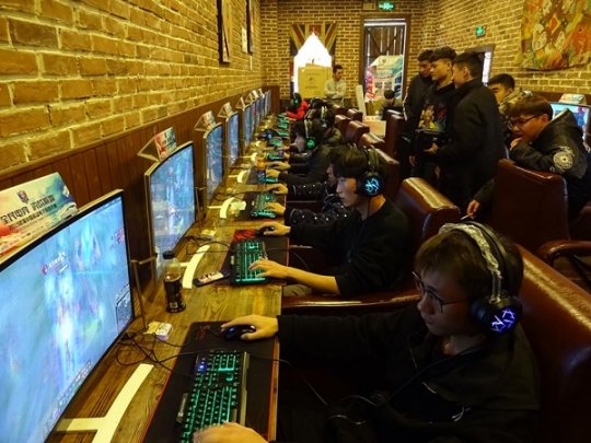 晋级选手摩拳擦掌)